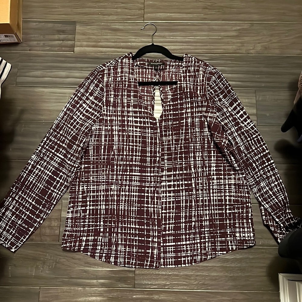 Banana Republic Open Back Shirt
